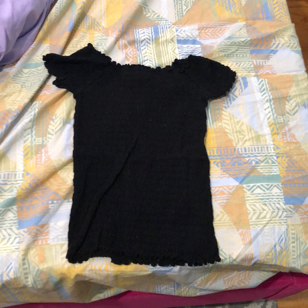 Black Fitted Ruffled Top